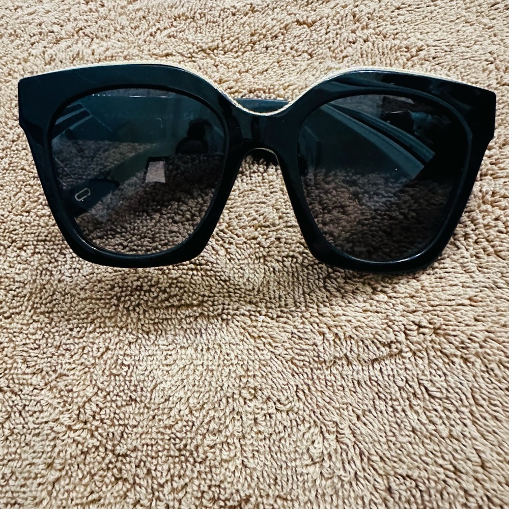 Marc Jacobs sunglasses